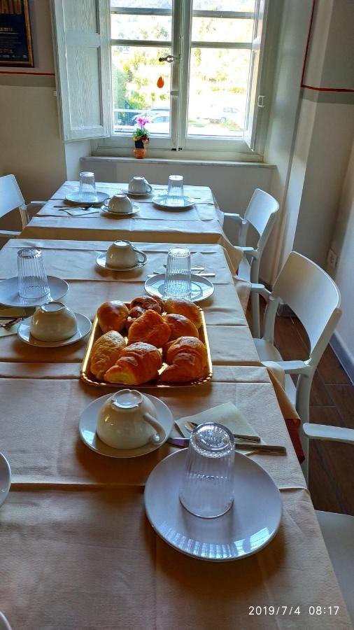 Bed and Breakfast Le Rondini Di San Donato Лукка Екстер'єр фото